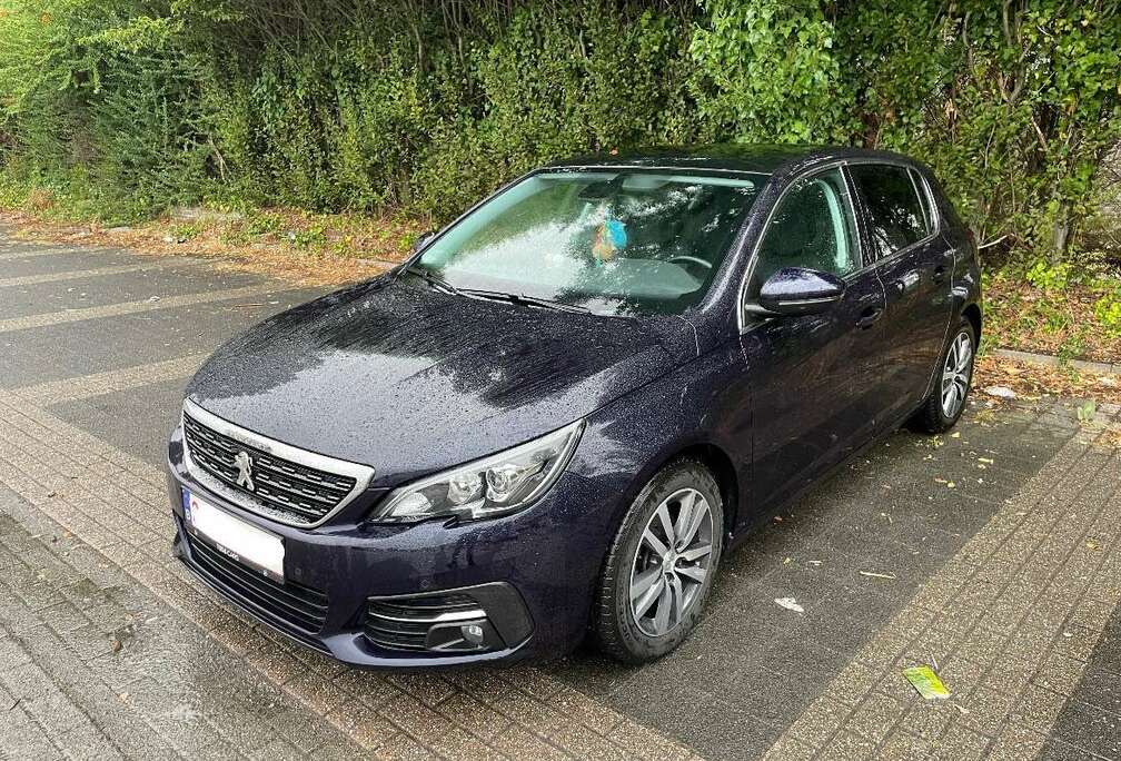 Peugeot 1.2 PureTech Allure (EU6.2)