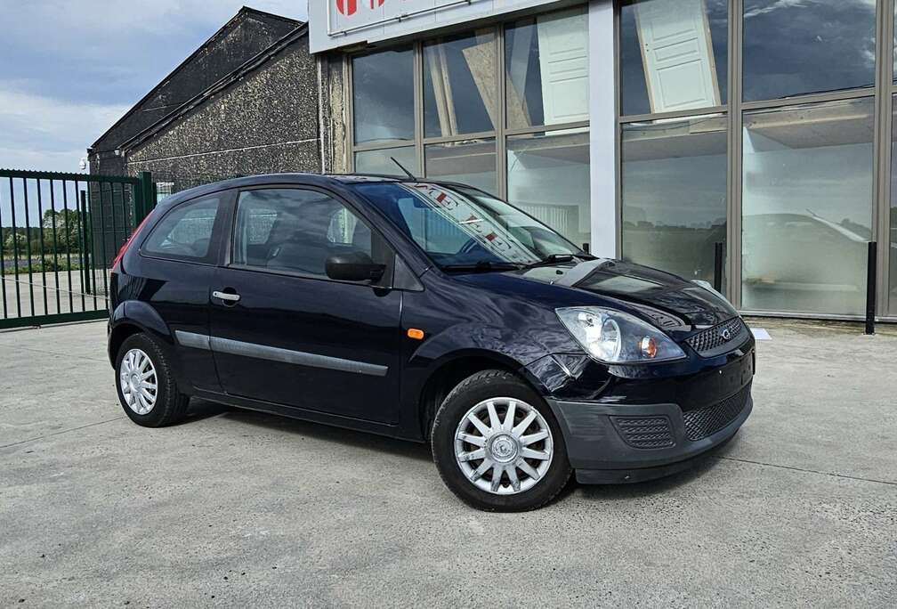 Ford Fiesta 1.3i - Faible KM