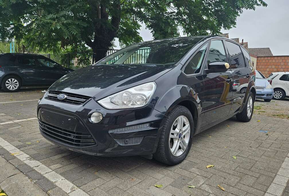 Ford S-Max 1.6 Turbo ECOboost Titanium 7 places