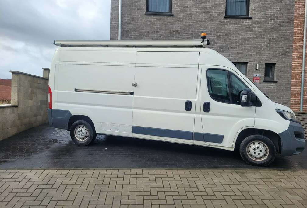 Peugeot 2.0 BlueHDi L3H2 Premium Pack S/S