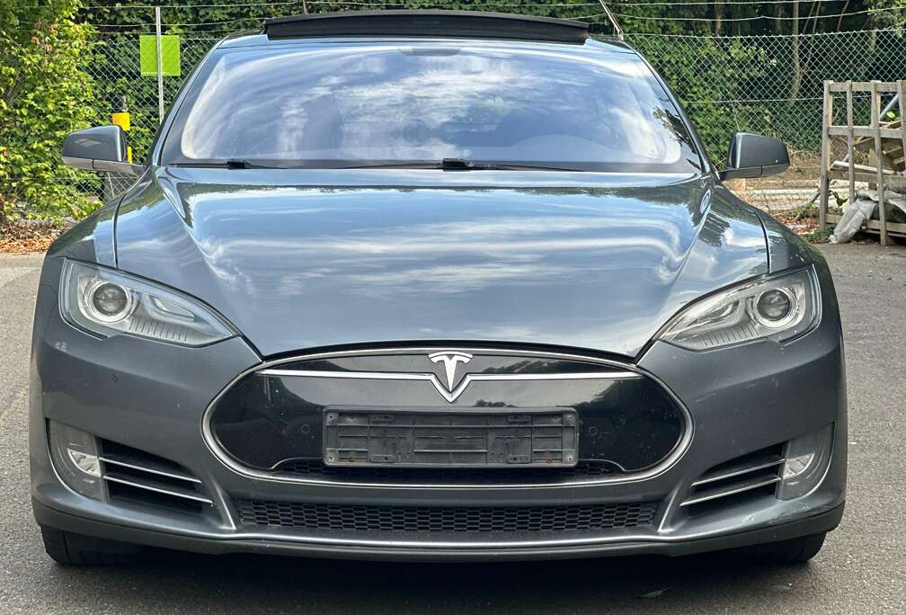 Tesla 85 kWh P85 Performance 7pl-BTW Incl-Pano-Vol