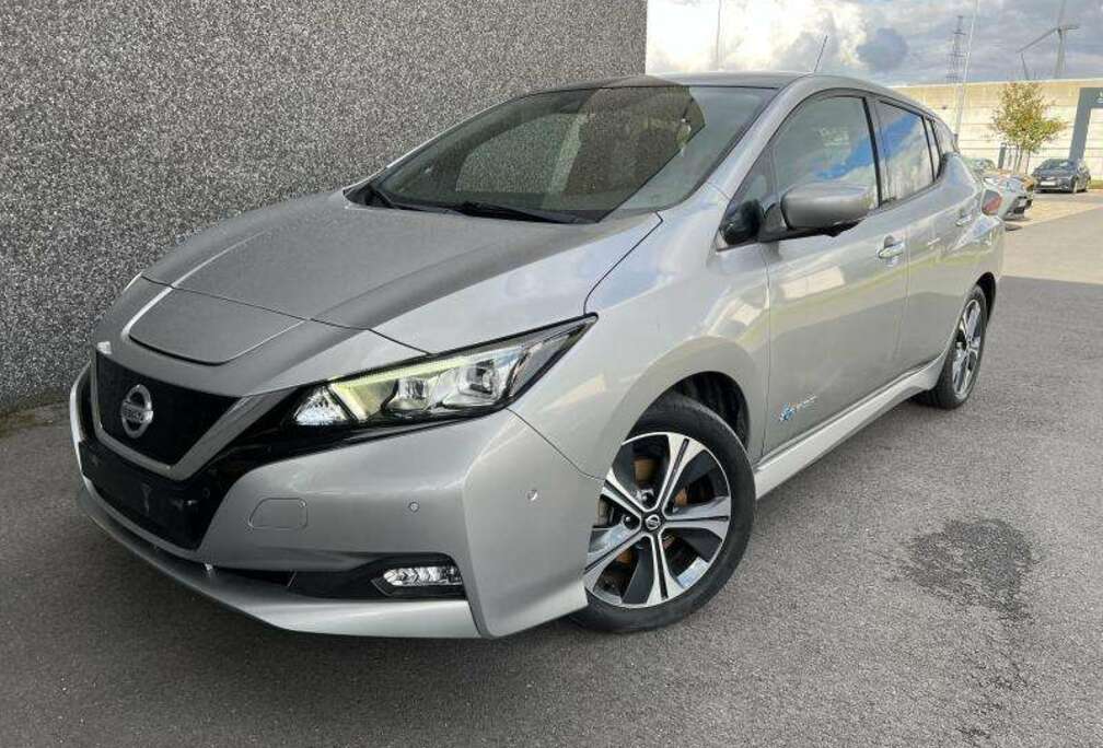 Nissan Tekna *€3000 premie*