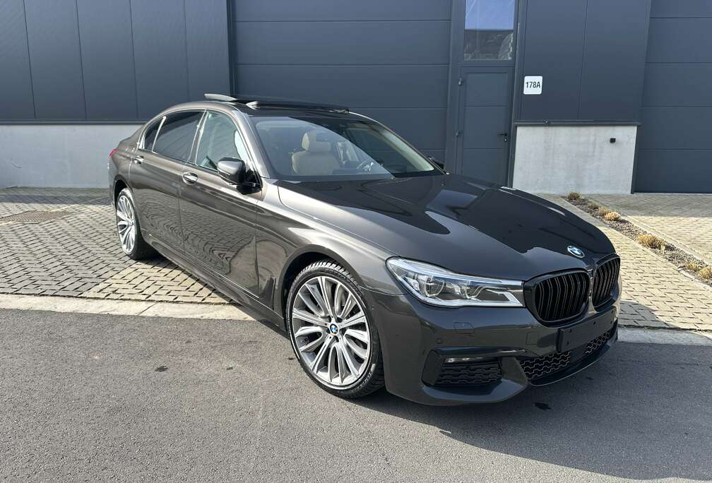 BMW Long / 3.0i EU6 / Massage / Pano / B&W/ Carbon