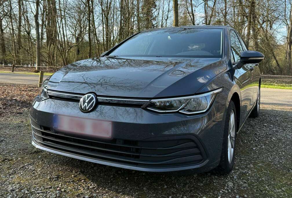Volkswagen Golf 1.0 eTSI Life OPF DSG