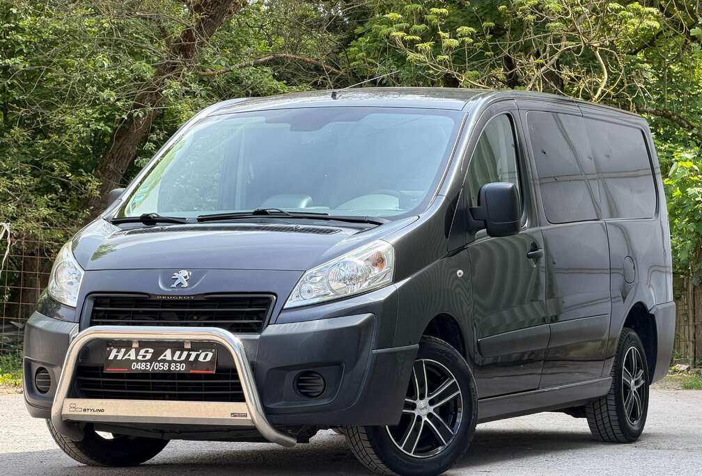 Peugeot 2.0HDI//DOUBLECABINE//CLIM//CARNET