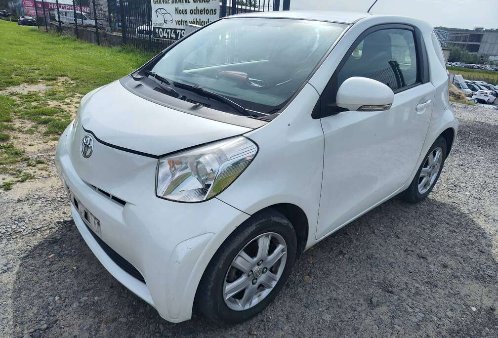 Toyota iQ 1.0i VVT-i