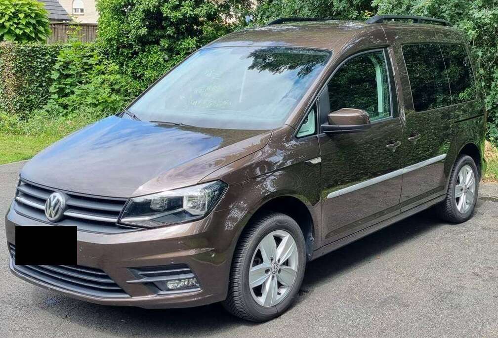 Volkswagen Caddy 1.4 TSI Dark