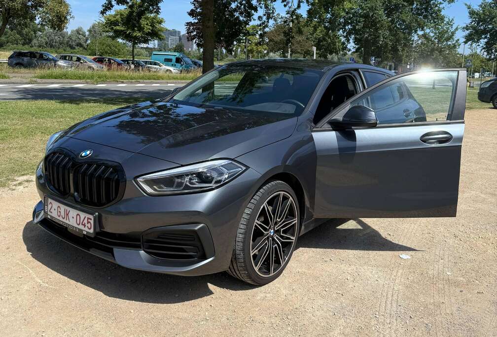 BMW BMW 118iA ADVANTAGE BUSINESS - UITSTEKENDE STAAT - REEDS GEKEURD VOOR VERKOOP EN RECENT ONDERHOUDEN