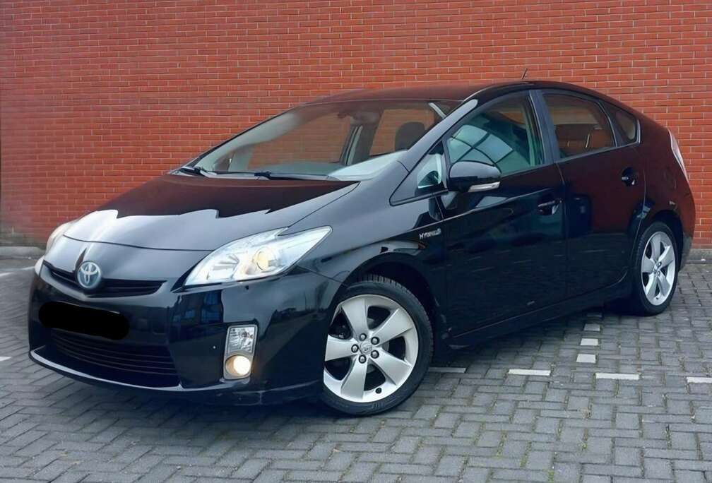 Toyota 136h Dynamic 17\