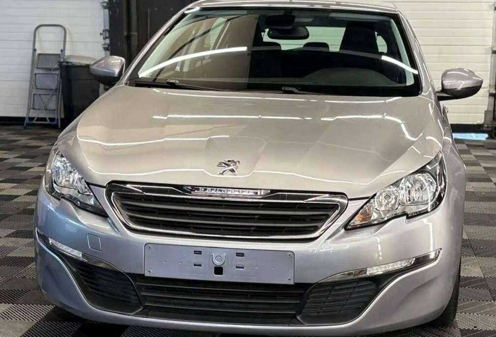Peugeot 1.2 PureTech bj. 2014 143000 km