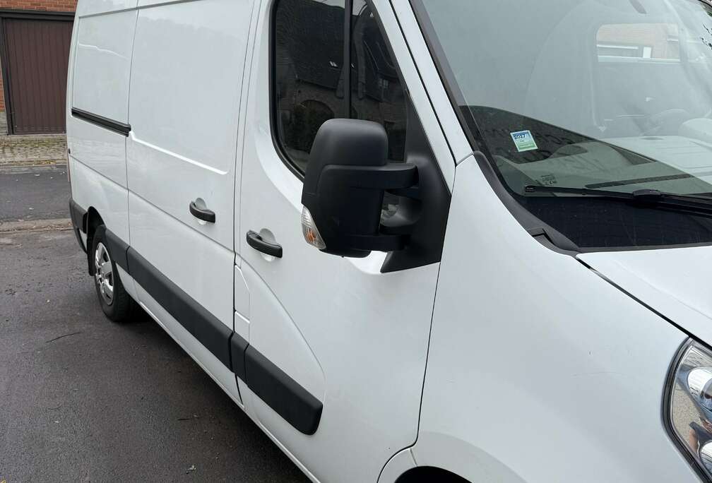 Renault 2.3 dCi 35 L3H1