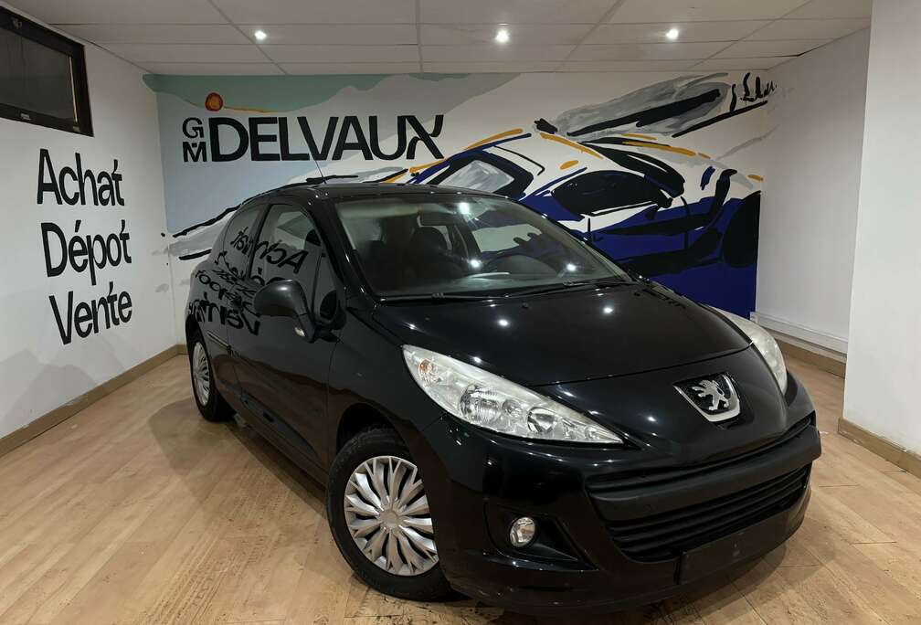 Peugeot 207  1.4 Prete a immatriculer