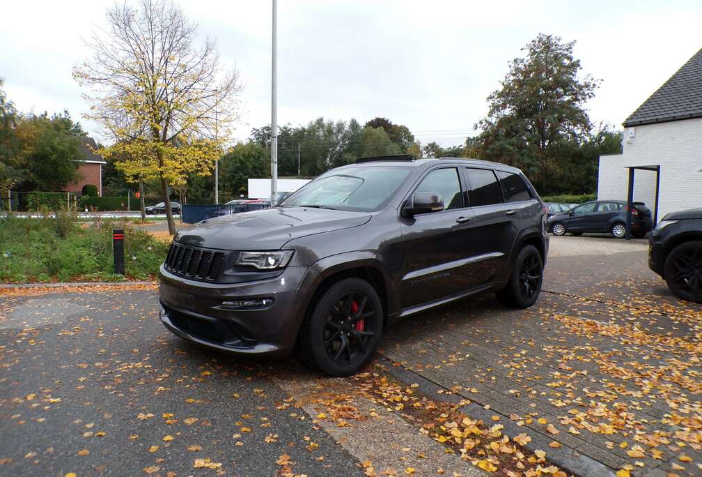 Jeep Grand Cherokee SRT Night 73.900km 39.990 BTW IN.
