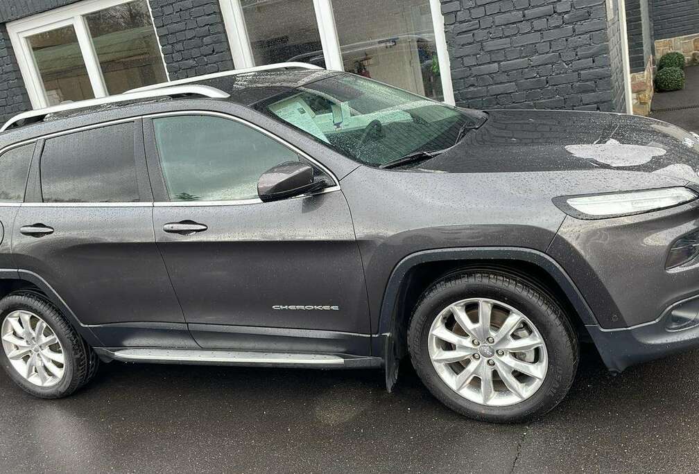 Jeep 2.2 MJD 4WD Limited Drive I