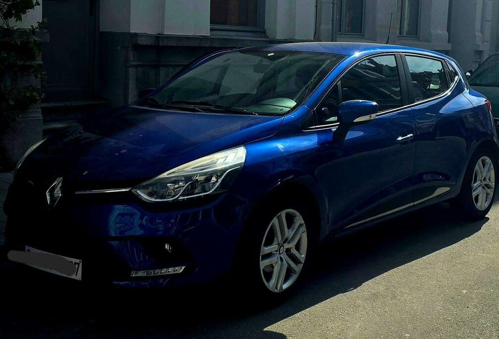 Renault Clio 1.2i Limited