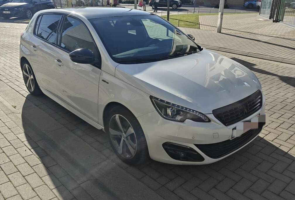 Peugeot 1.2 PureTech GT Line STT