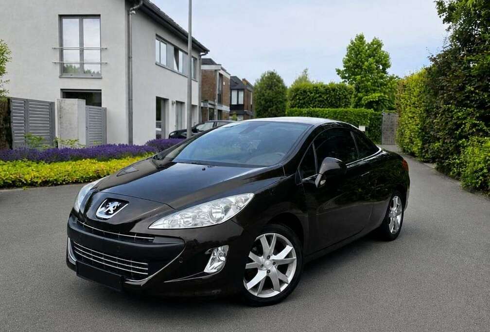 Peugeot CC 1.6i Sport