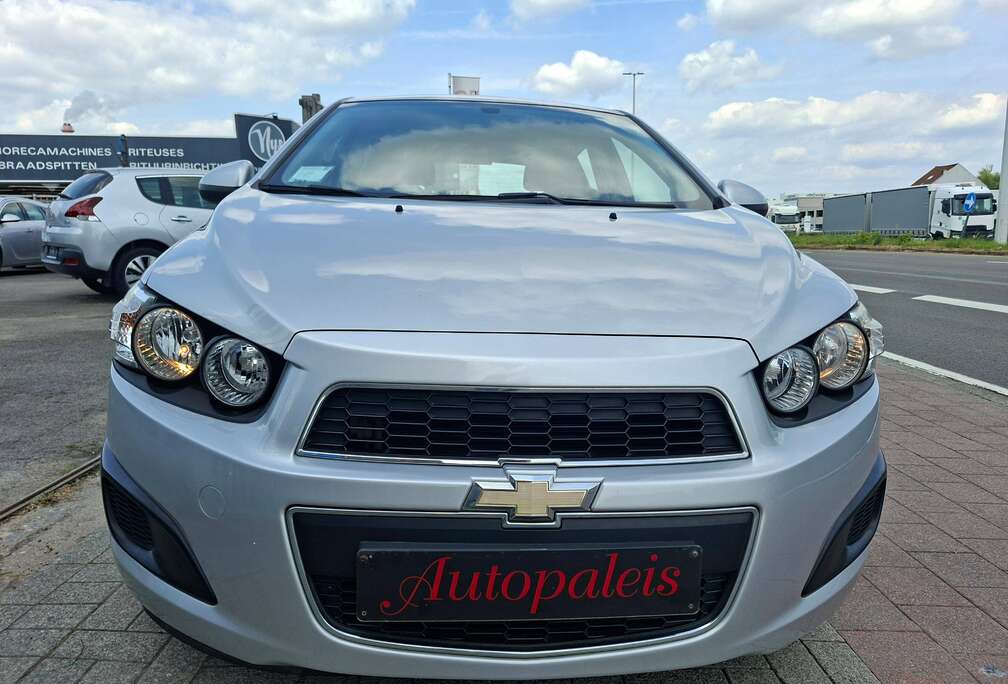 Chevrolet Aveo hatchback 1.2i  78 000KM