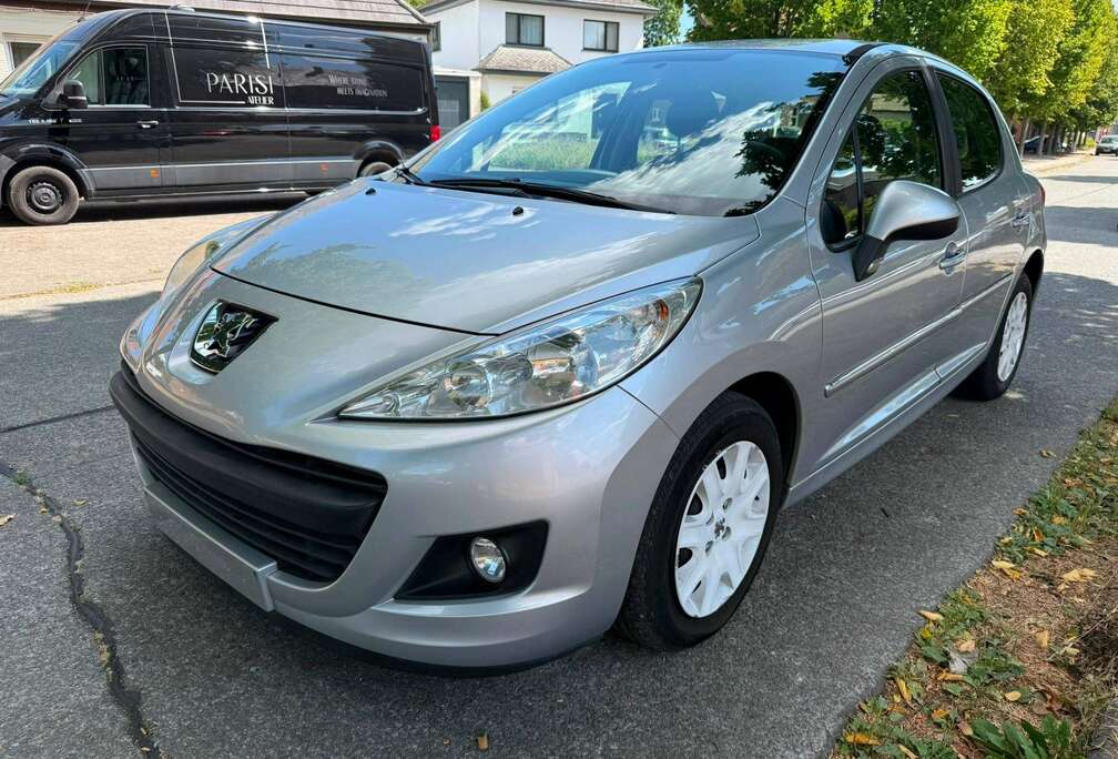 Peugeot 207  1.4i Access GARANTIE 1 AN/JAAR