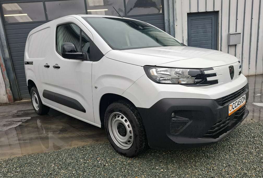 Peugeot 1.5 BlueHDi L1 STD Light Pro (EU6.3)