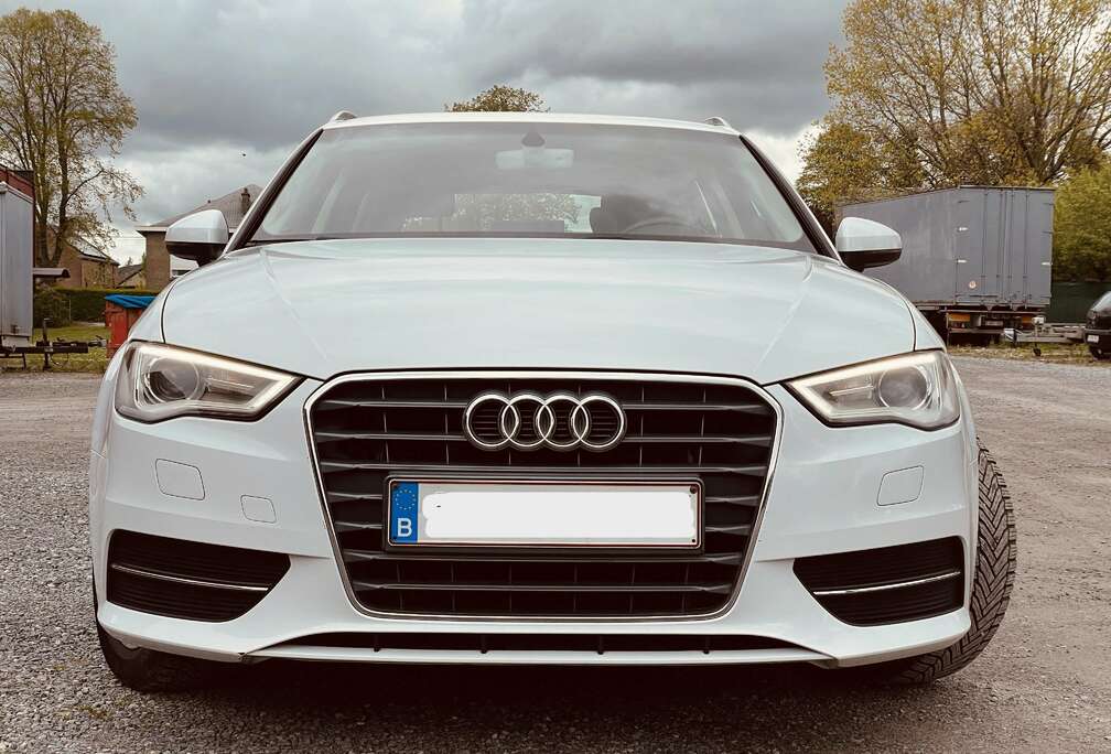 Audi 1.4 TFSI Sportback Boîte auto S-tronic DSG 7