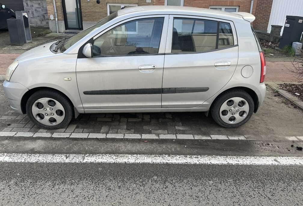 Kia 1.0i 12v LX