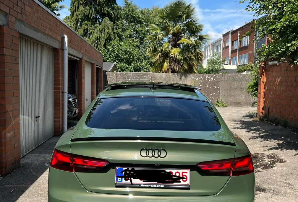 Audi 30 TDI Mildhybride Bussines Edition