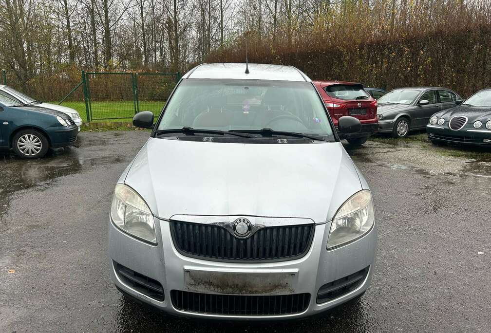 Skoda 1.2i Ambiente/ GARANTIE 12MOIS/ CAR PASS/ CT