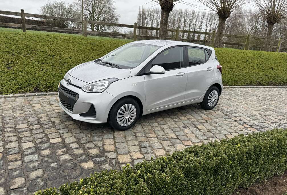 Hyundai 1.0i Sky