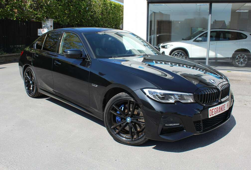 BMW bmw 330e xdrive M sport full option als nieuw met garantie