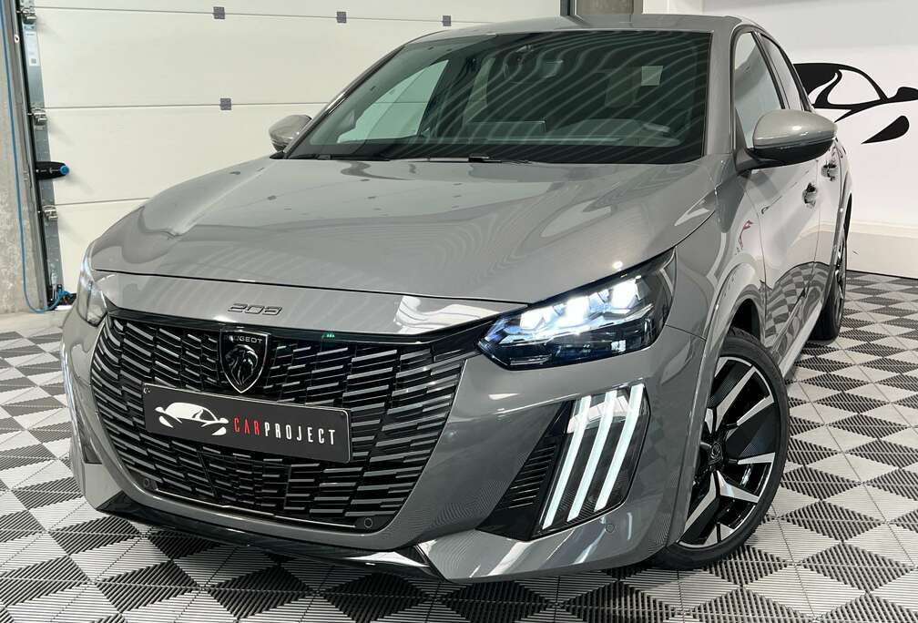 Peugeot 208 1.2i Hybrid GT e-DCS/**ETAT NEUF**/CARPLAY/CAM