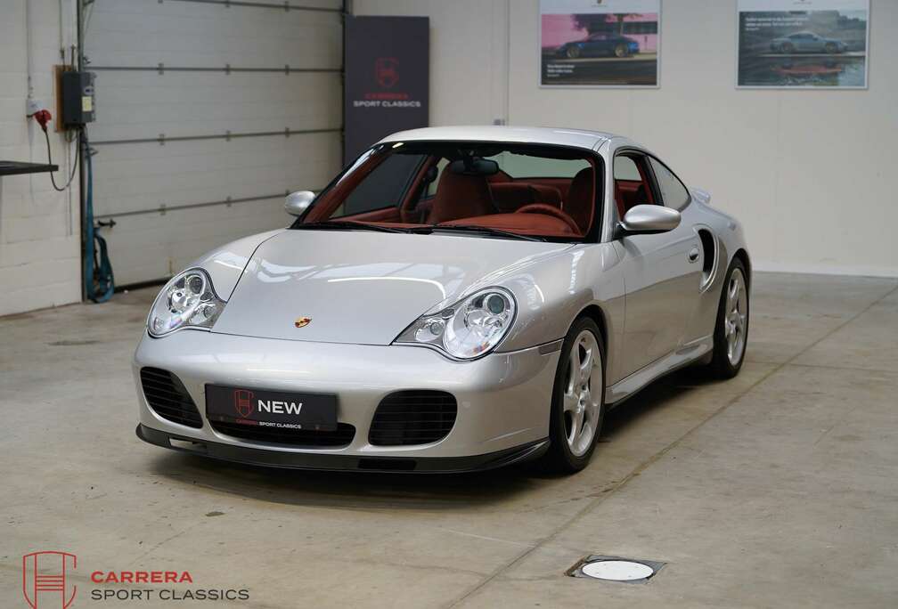 Porsche 911 Turbo / Manual / 1st paint / Boxsterred int.