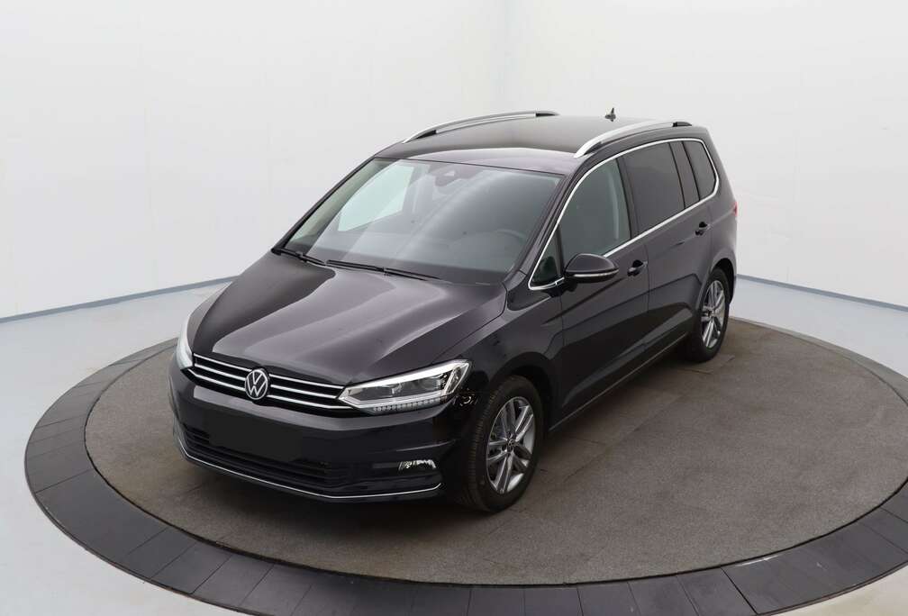 Volkswagen Highline Business Premium DSG 7-ZIT  NIEUWSTAAT