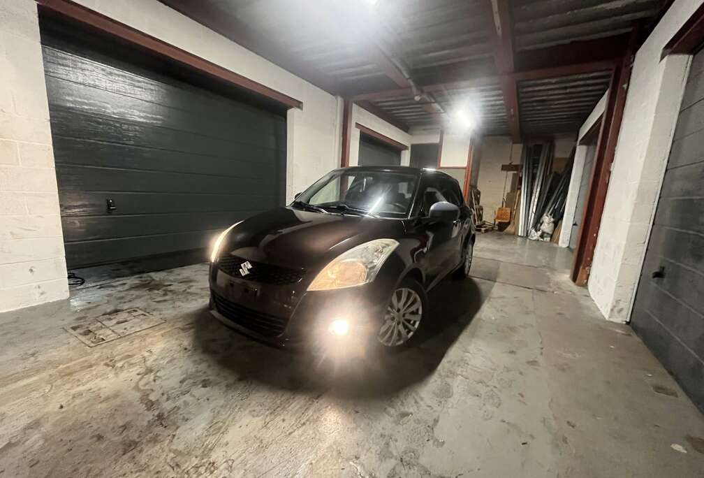 Suzuki 1.2i GLX prête immatriculée