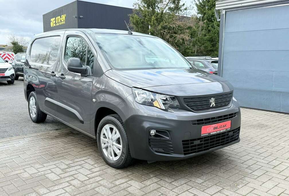 Peugeot 1.5d L2 automaat Nieuwstaat 1j garantie