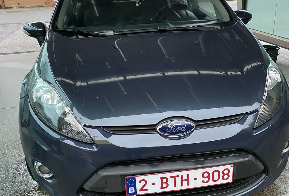 Ford 1.25i Champions Plus Edition
