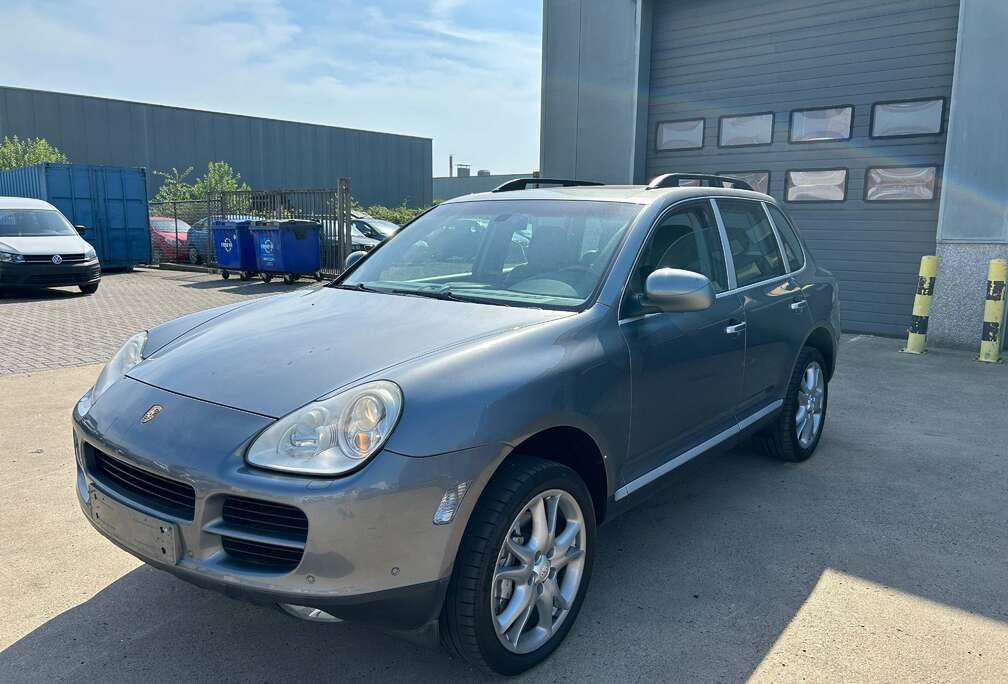 Porsche Cayenne S 4.5i V8 32v Tiptronic S met gastank handelaar / export