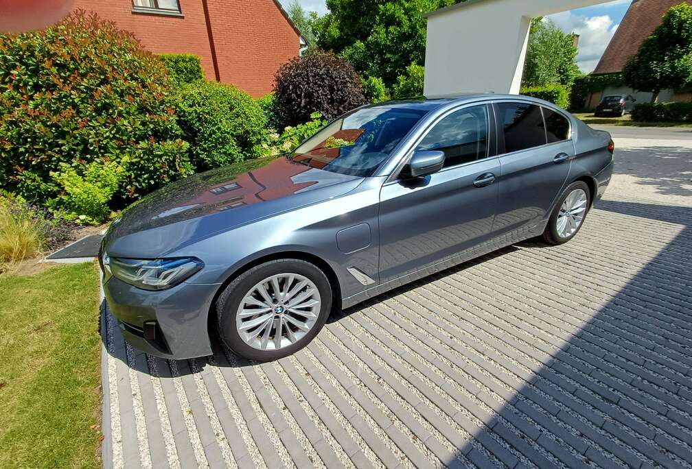 BMW 545eXA PHEV