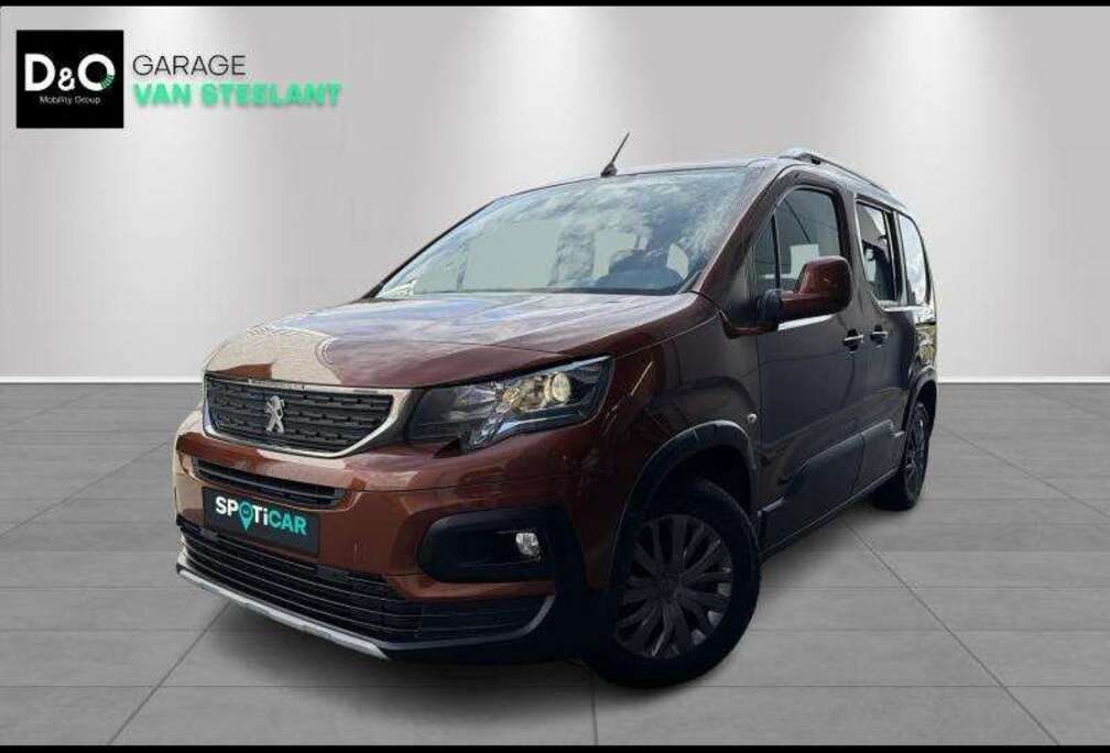 Peugeot Allure.GPS.CARPLAY.CAMERA.ANDROID AUTO