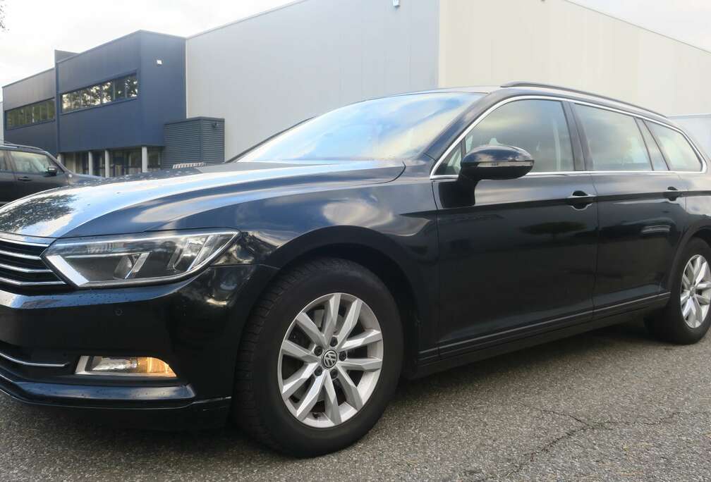 Volkswagen 1.6 TDI  DSG Comfortline\