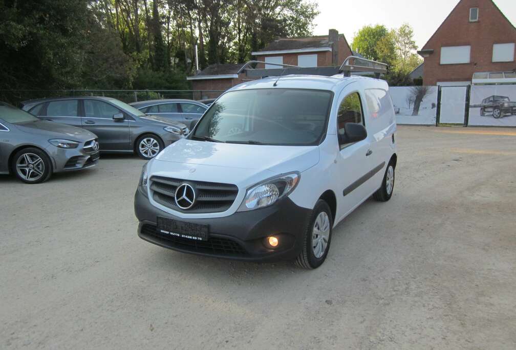 Mercedes-Benz 109 CDI L1