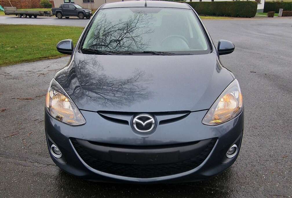 Mazda 1.3i Sport Navigator