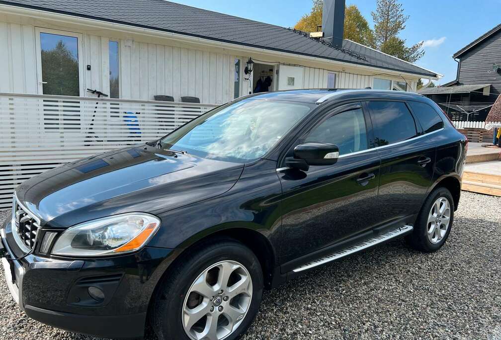 Volvo XC60 2.4 D AWD Summum Geartronic