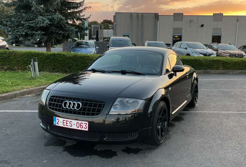 Audi Coupé 1.8 Turbo 20v S line