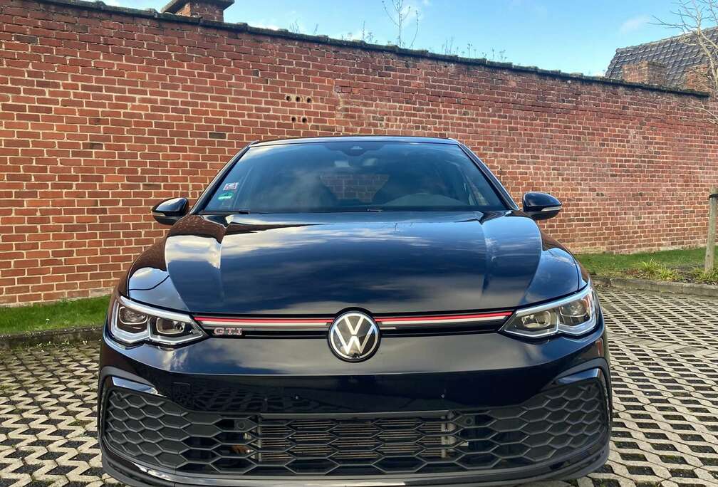 Volkswagen 2.0TSI OPF DSG Performance - model 2023 - 20000 Km