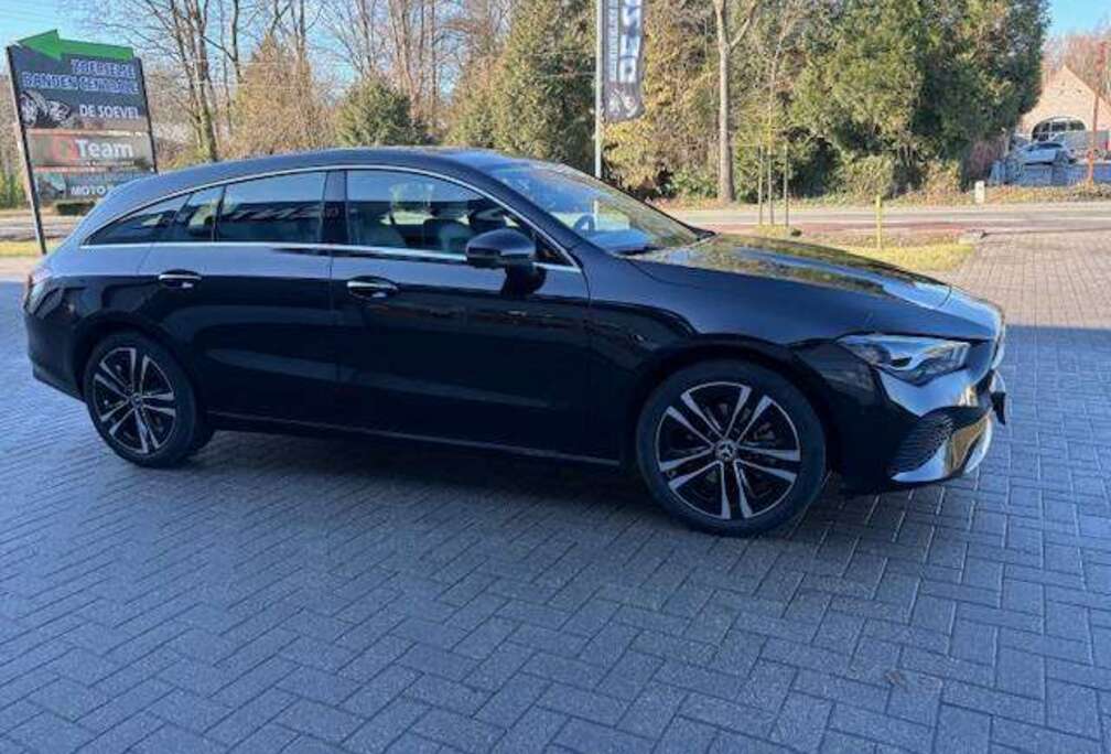 Mercedes-Benz CLA Shooting Brake 200 Luxury Line