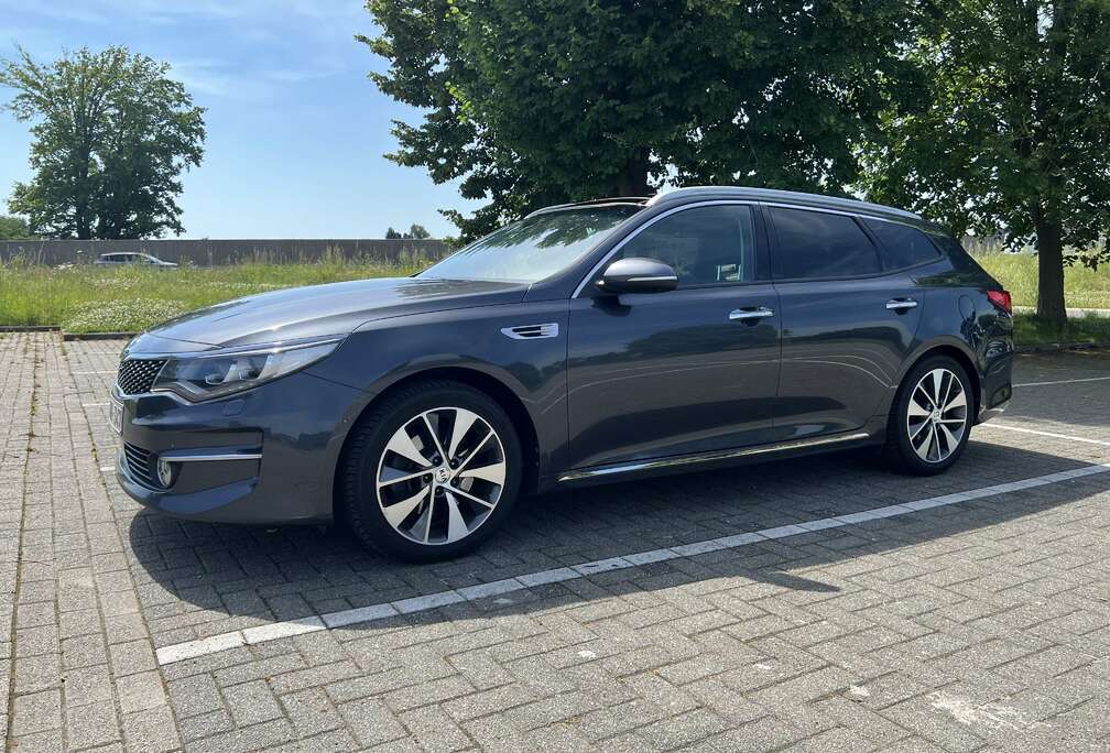 Kia Optima SW 1.7 CRDi First Edition ISG DCT