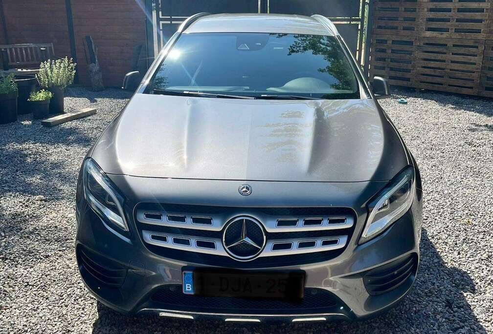 Mercedes-Benz GLA 180 Business Solution AMG (EU6.2)