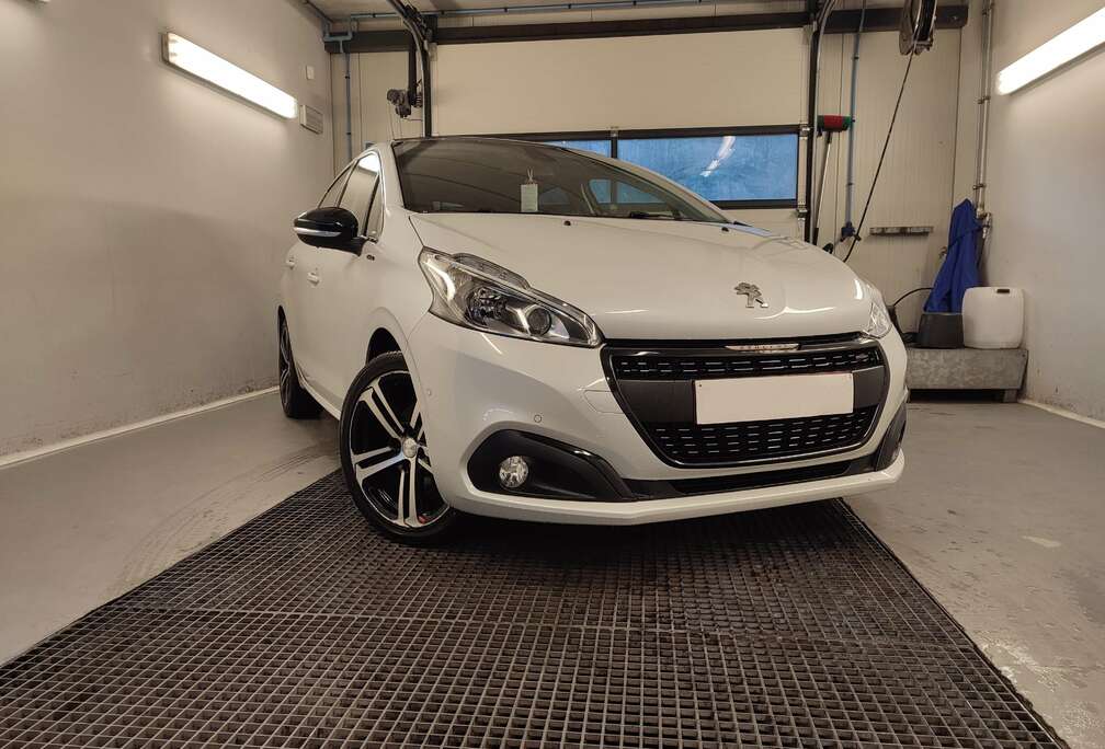 Peugeot 1.2+PureTech+GT+Line+S