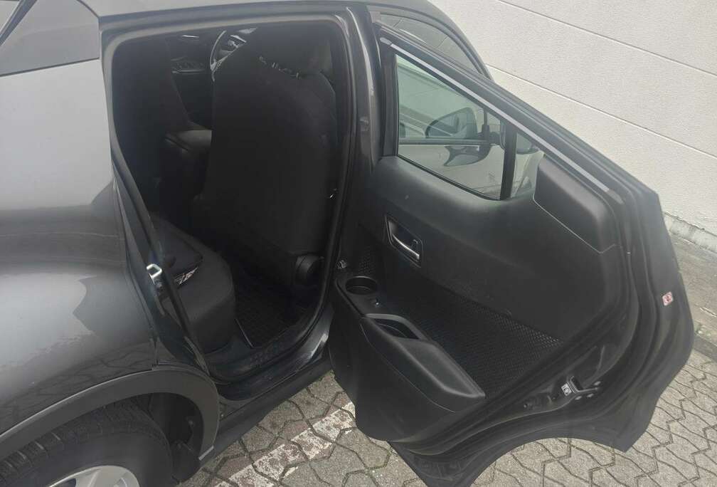 Toyota 1.2 Turbo 2WD Mat Edition (EU6.2)